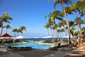 piscina do hotel marriot em Curaçao