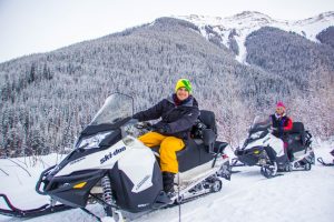 snowmobile no canada