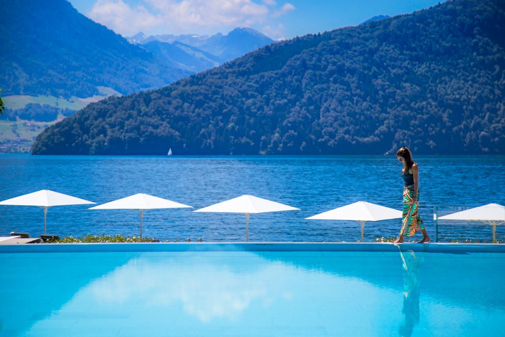 Park Hotel Vitznau, vista da piscina e do lago lucerna
