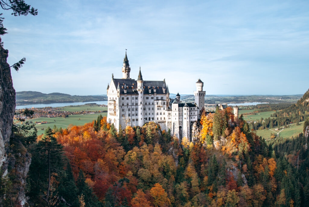 foto do castelo neuchswanstein na rota romantica da alemanha